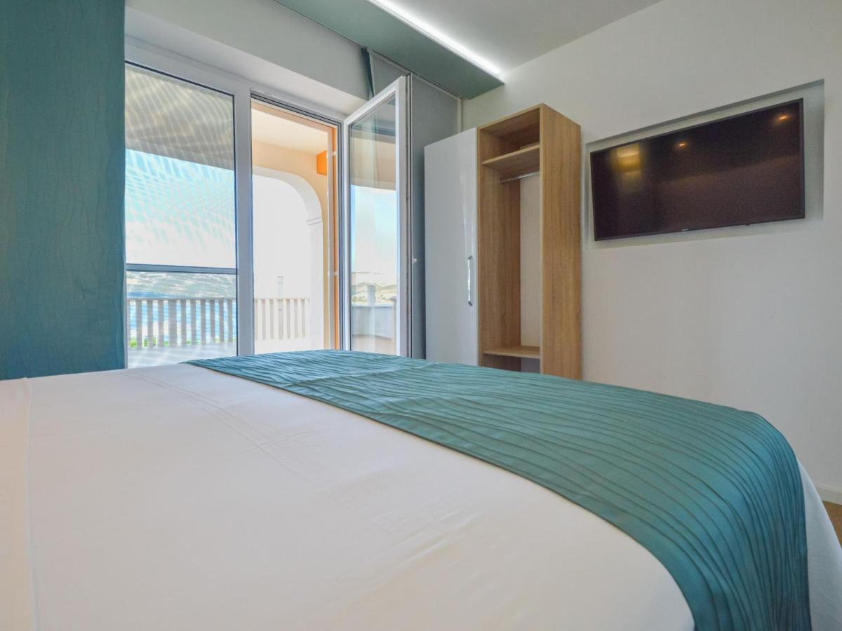 Apartment Mornar-5 By Interhome Trogir Exterior foto